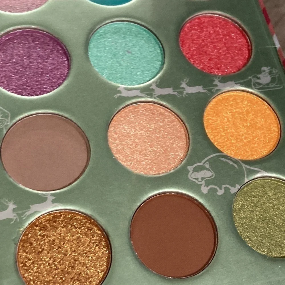 I ❤️ REVOLUTION ELF I'M A COTTON HEADED NINNY MUGGINS EYE SHADOW PALLET